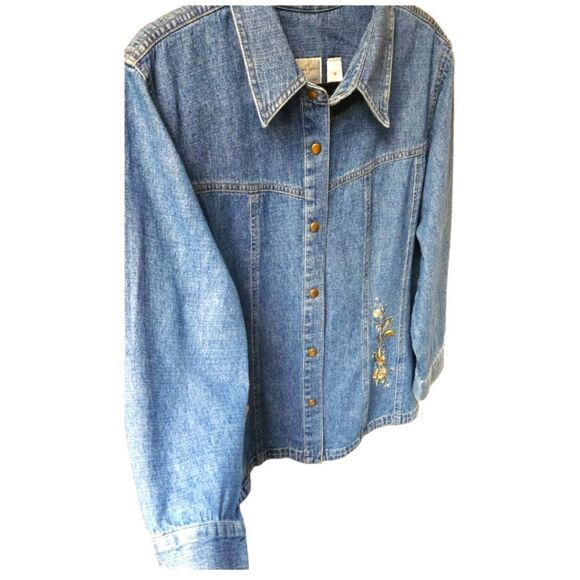 Liz Claiborne Emma James Plus Size Embroidery Floral Shirt, Jacket - Picture 7 of 13